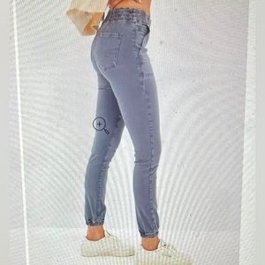 American Eagle Next Level Stretch High Waisted Jegging Joggers